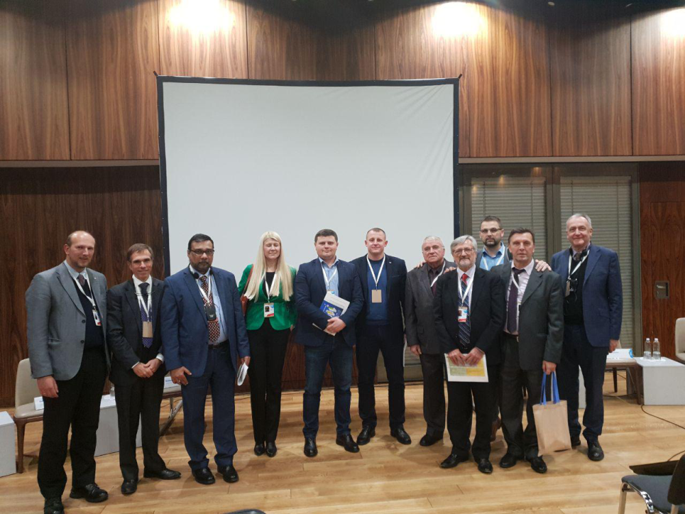 Учасники Тренінгу з застосування Рамкової класифікації ООН для сталого управління ресурсами